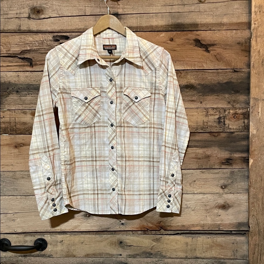 Patagonia Beige and Brown Plaid Button Down Shirt